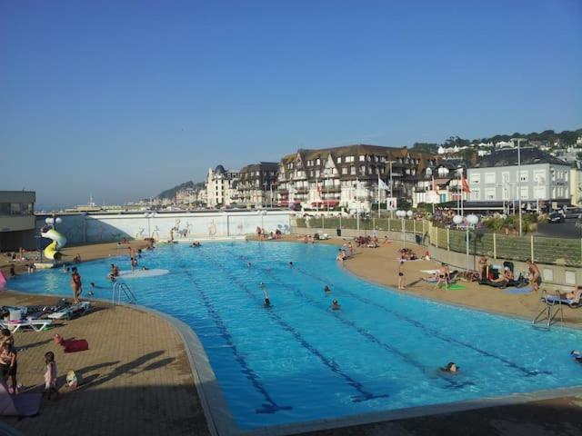 Un Chez Soi Bord De Mer Trouville-sur-Mer Εξωτερικό φωτογραφία